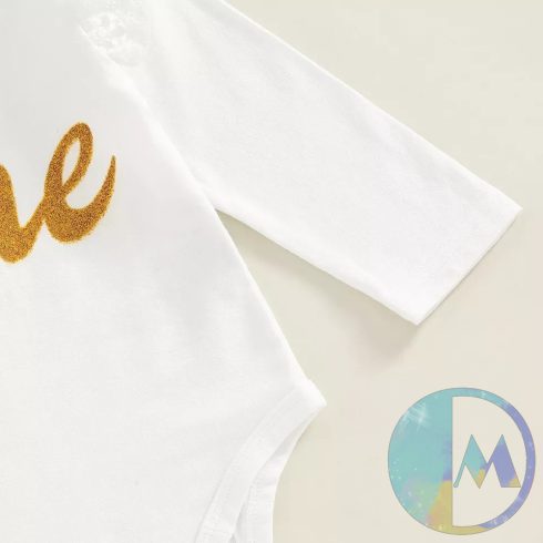 Hosszú ujjú 3 részes szülinapi szett csipke válldíszítéssel